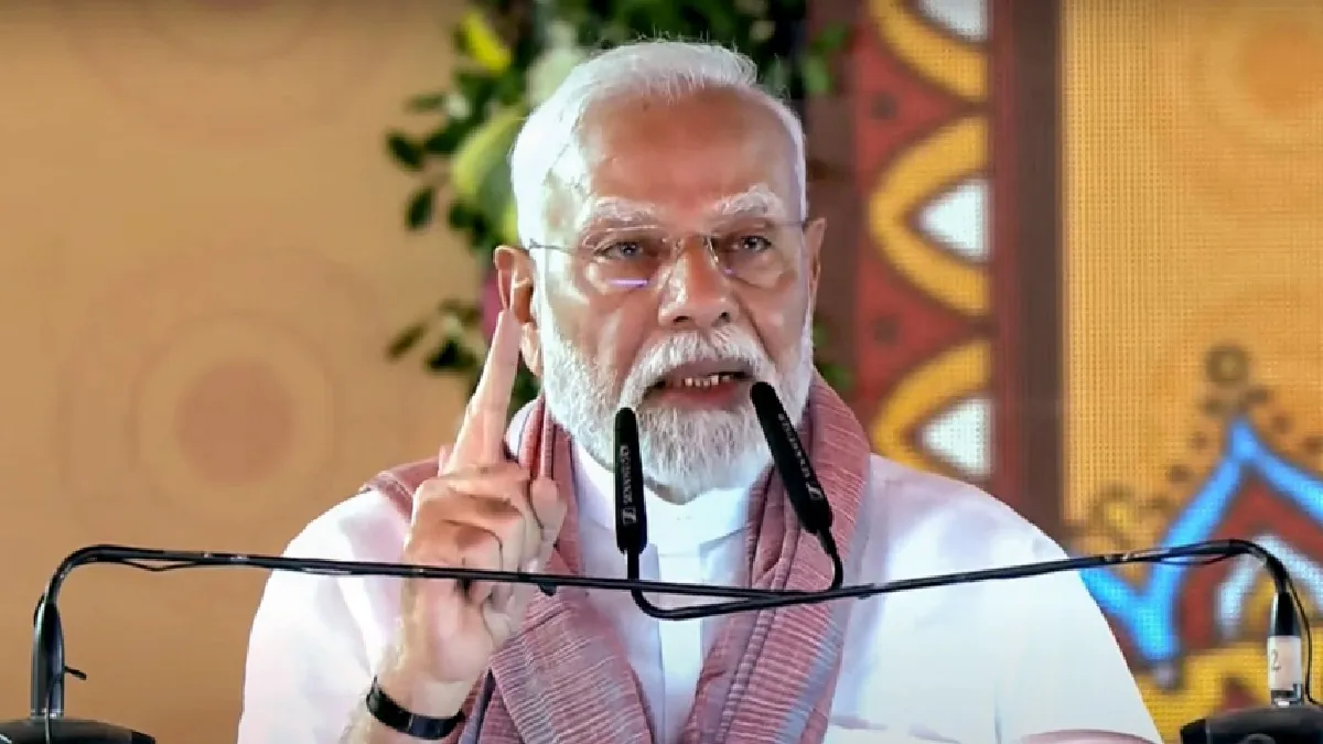 pm-modi-first-reaction-to-pm-mother-abuse-row-my-dead-maa-abused-on-rjd-congress-platform