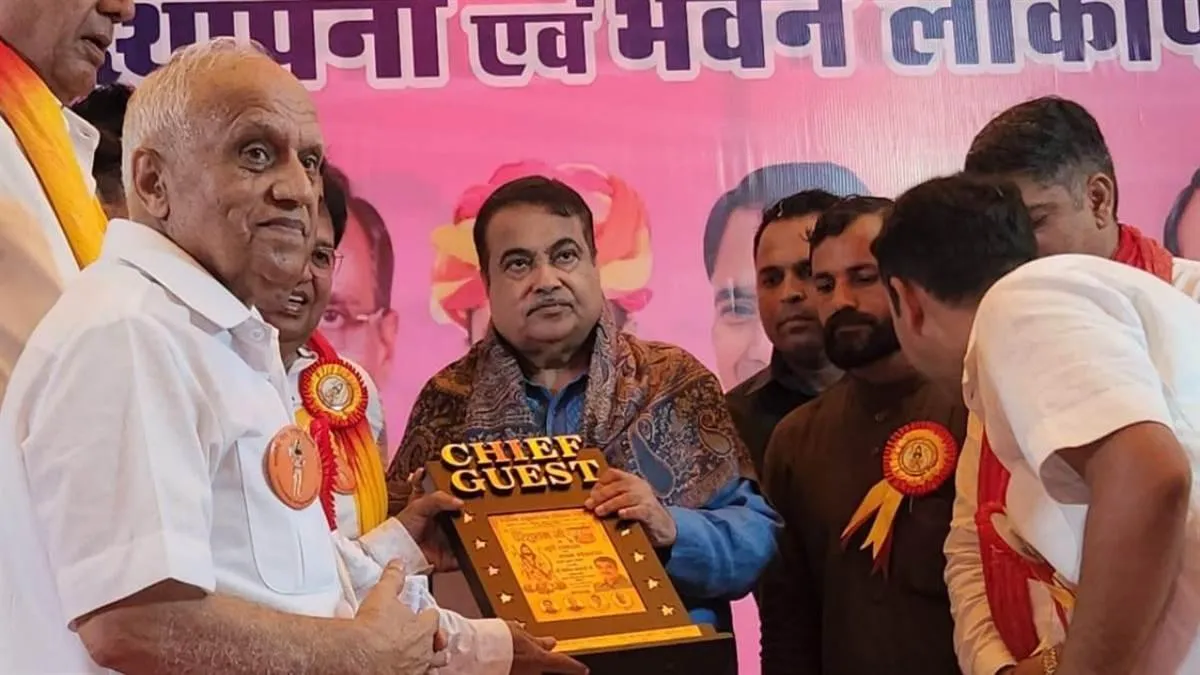 nitin-gadkari-announces-rs-50000-crore-for-delhi-road-projects-in-next-6-months