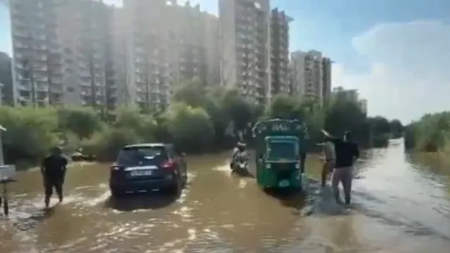 gurgaon-rains-51hour-power-outage-hits-sector-107-society-1200-families-affected