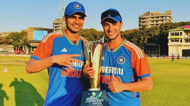 asia-cup-2025-shubman-gill-abhishek-sharma-receive-yuvraj-singhs-unique-tip-golf-india-national-cricket-team
