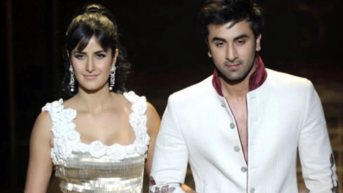 katrina-kaif-ranbir-kapoor-viral-beach-photo-was-an-insider-leak-reveals-celebrity-photographer