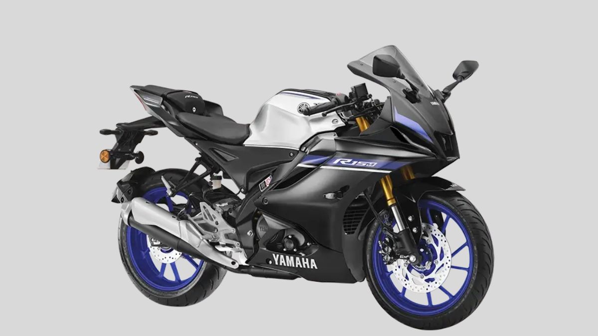 YamahaR15M