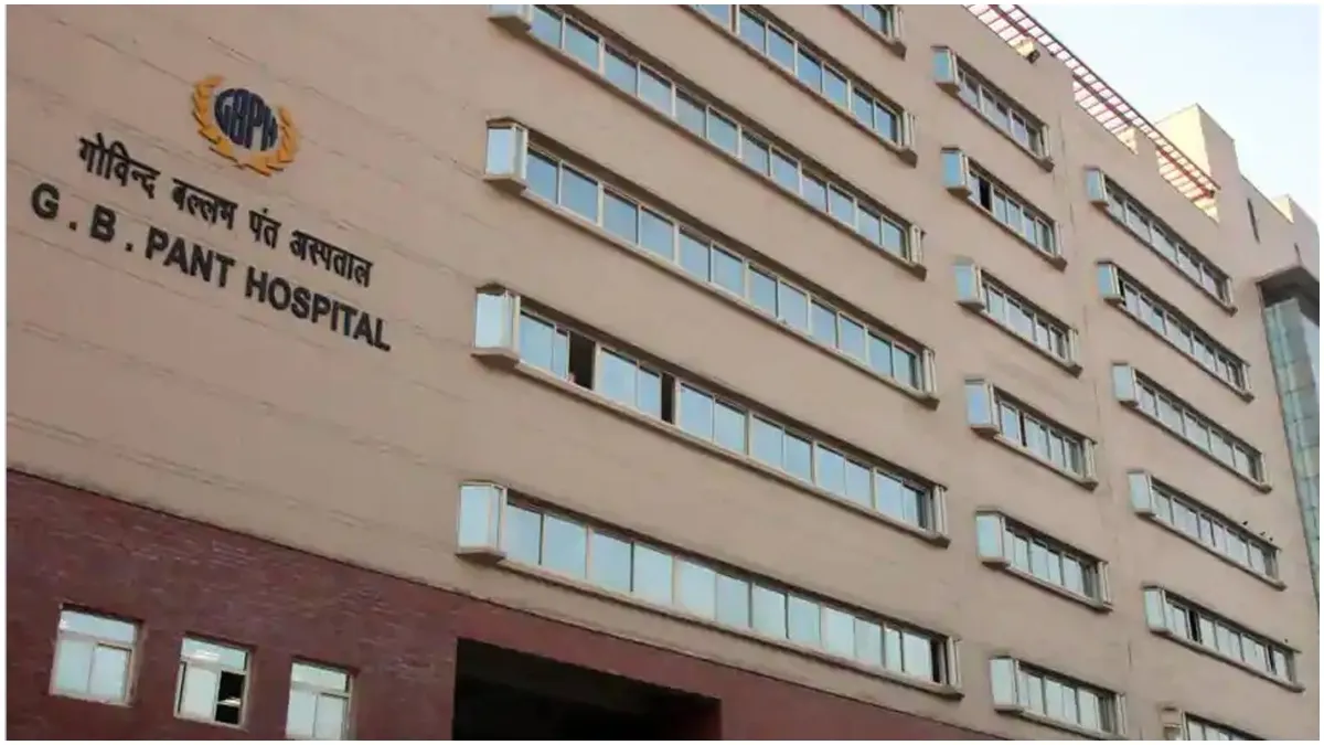 delhi-gb-pant-hospital-doctor-takes-3year-leave-to-make-films-in-canada-health-ministry-issues-notice