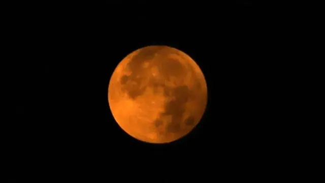lunar-eclipse-2025-date-time-blood-moon-sighting-in-delhi-mumbai-bengaluru-indian-cities-check-details