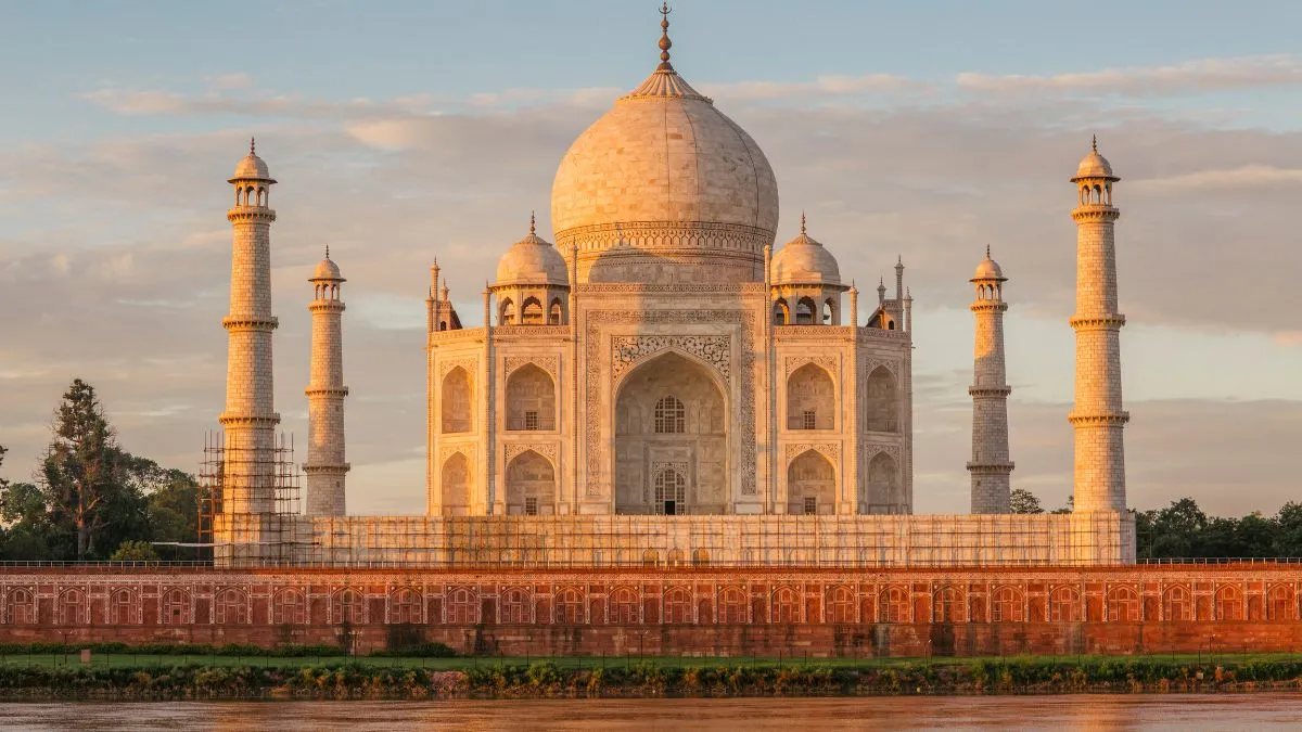 agra-yamuna-river-crosses-danger-mark-water-reaches-taj-mahal-walls-heavy-rainfall-in-himachal-pradesh-uttarakhand