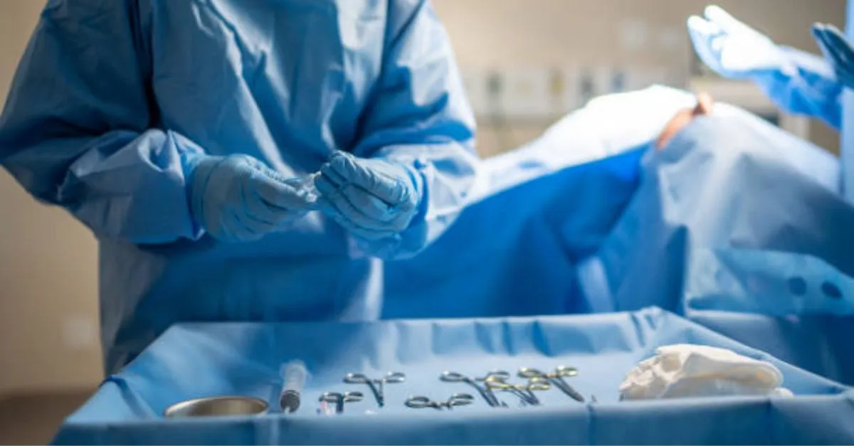 bareilly-doctors-leave-cloth-in-womans-uterus-during-csection-hospital-sealed-over-lifethreatening-negligence