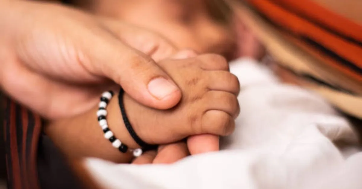 jharkhand-couple-sold-monthold-baby-for-rs-50000-due-to-poverty-infant-rescued-on-cms-orders