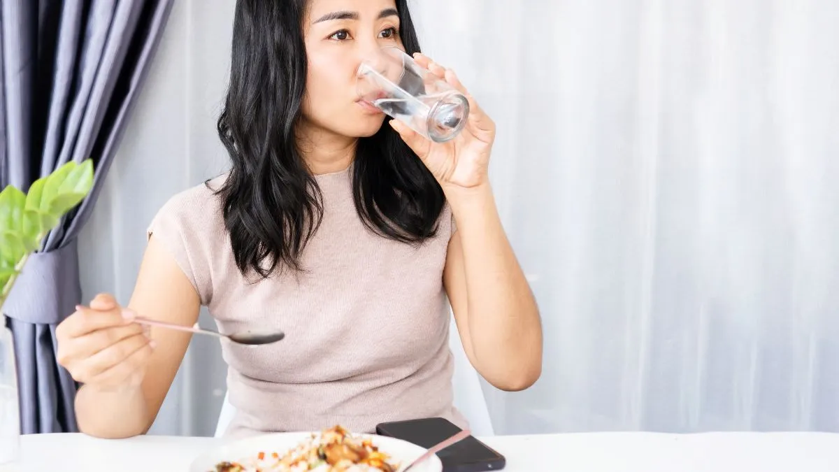 why-you-shouldnt-drink-water-immediately-after-eating-food