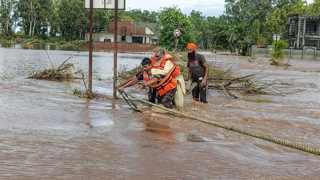 punjab-floods-48-dead-in-states-worst-floods-in-40-years-pm-modi-to-visit-september-9-punjab-weather-updates