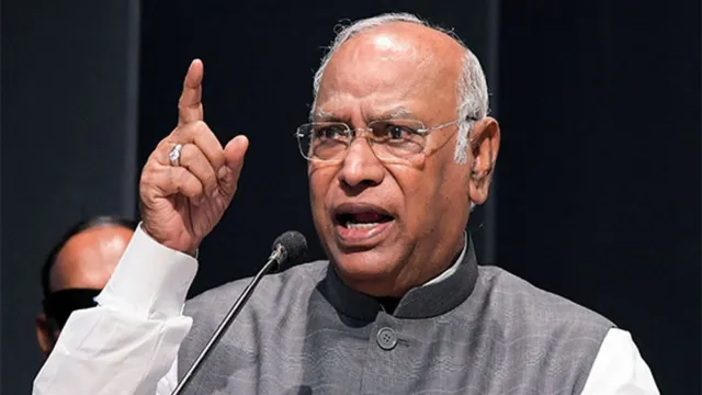 must-be-named-and-shamed-congress-slams-election-commission-for-not-following-sc-order-on-aadhaar-in-bihar-sir