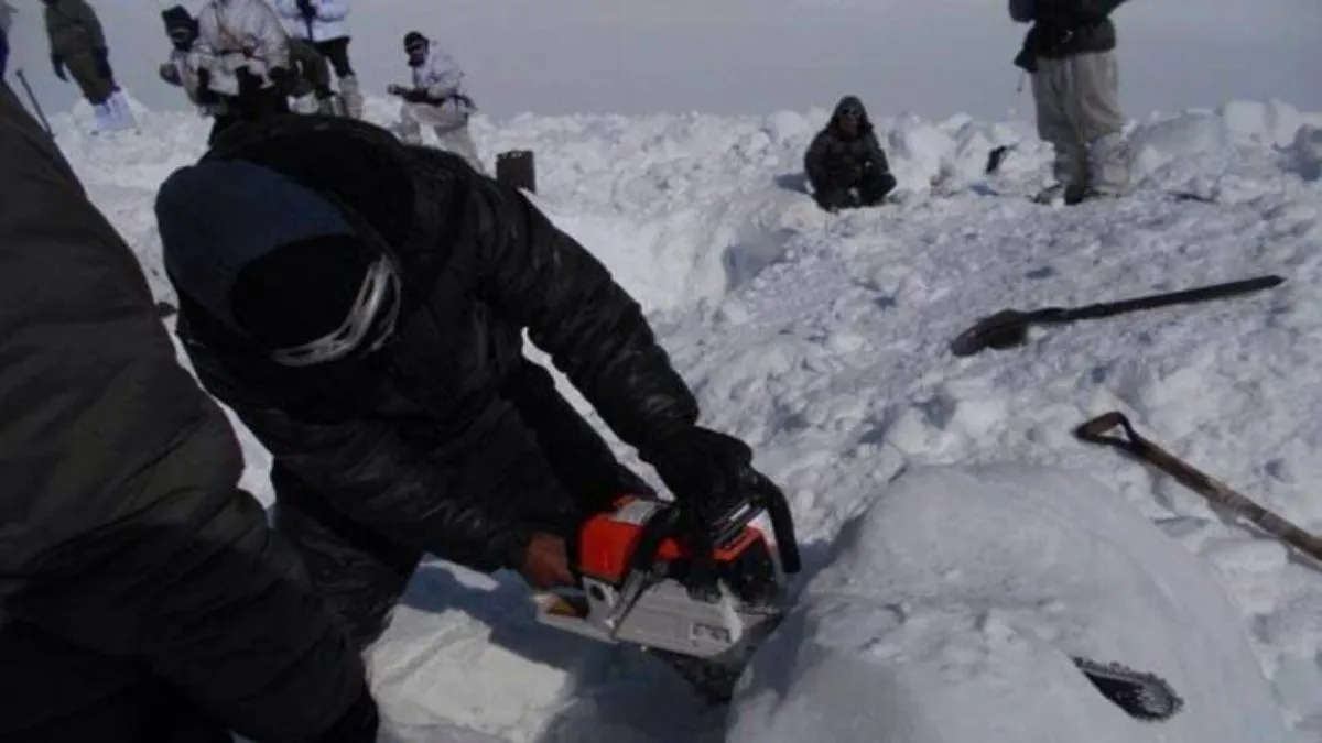 siachen-avalanche-two-agniveers-among-3-soldiers-dead-after-avalanche-strikes-base-camp