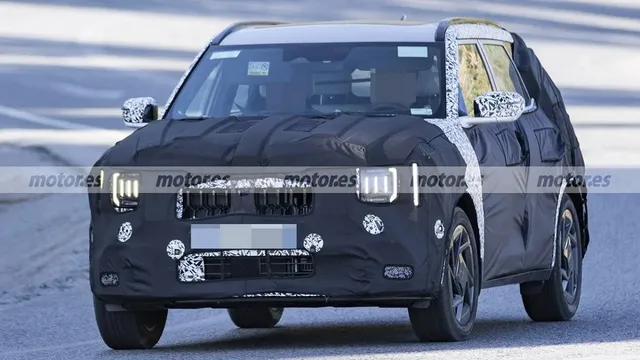 kia-seltos-with-hybrid-tech-spotted-ahead-of-global-debut