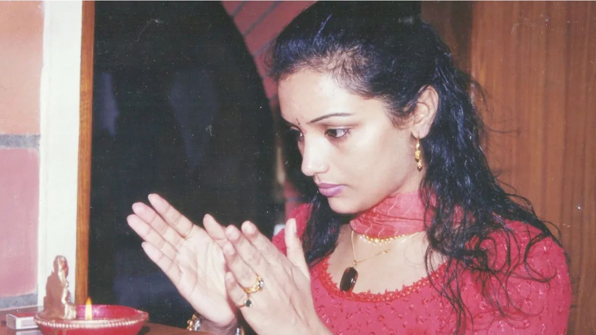 shwetha-menon-malayalam-actress-once-shared-room-with-aishwarya-rai-worked-with-shah-rukh-khan-and-salman-khan-can-you-guess