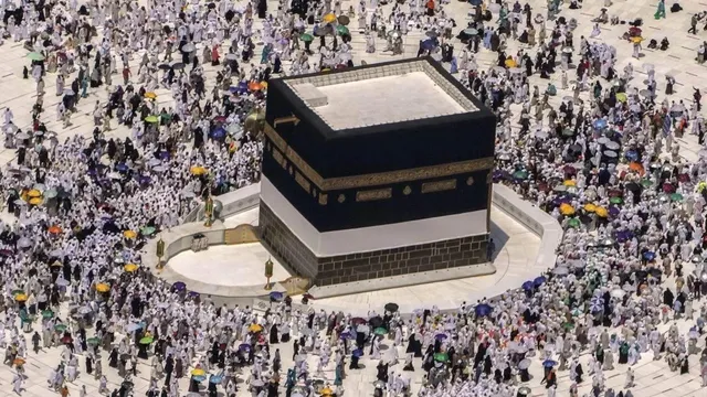 hajj-2026-up-committee-cancels-selection-of-over-1200-pilgrims-after-payment-default-285-withdraw-applications