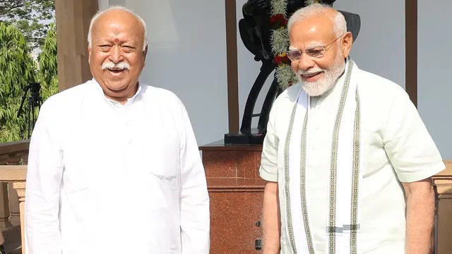 pm-modi-pens-note-for-rss-chief-mohan-bhagwat-on-his-75th-birthday-he-devoted-himself-to-nationbuilding