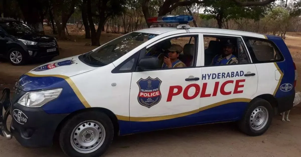 hyderabad-thieves-attack-woman-with-cooker-slit-her-throat-take-a-shower-before-decamping-with-cash-gold