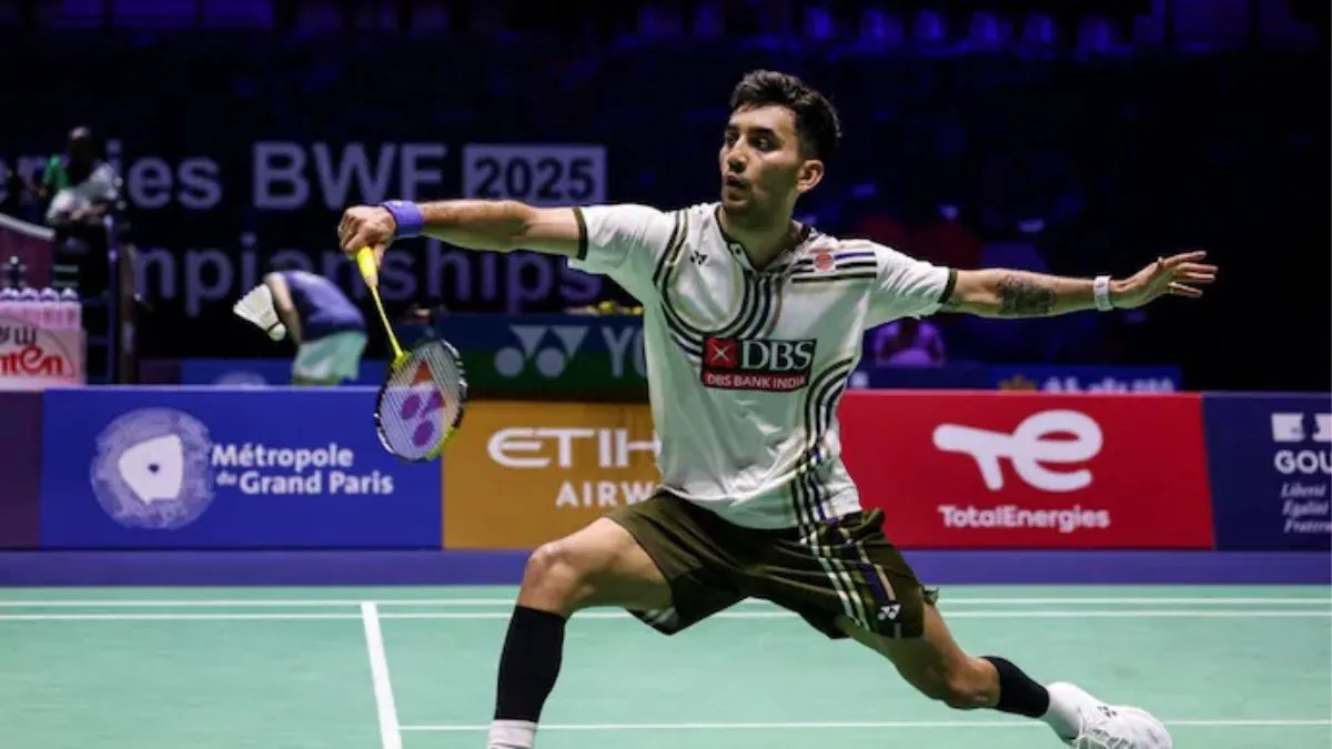 ayush-shetty-vs-kodai-naraoka-hong-kong-open-2025-match-scorecard-ayush-shetty-defeats-world-no9-naraoka-to-play-against-lakshya-sen-in-quarters
