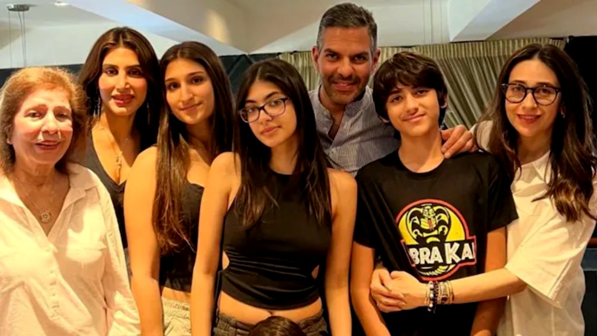 Sunjay Kapoor with his extended family