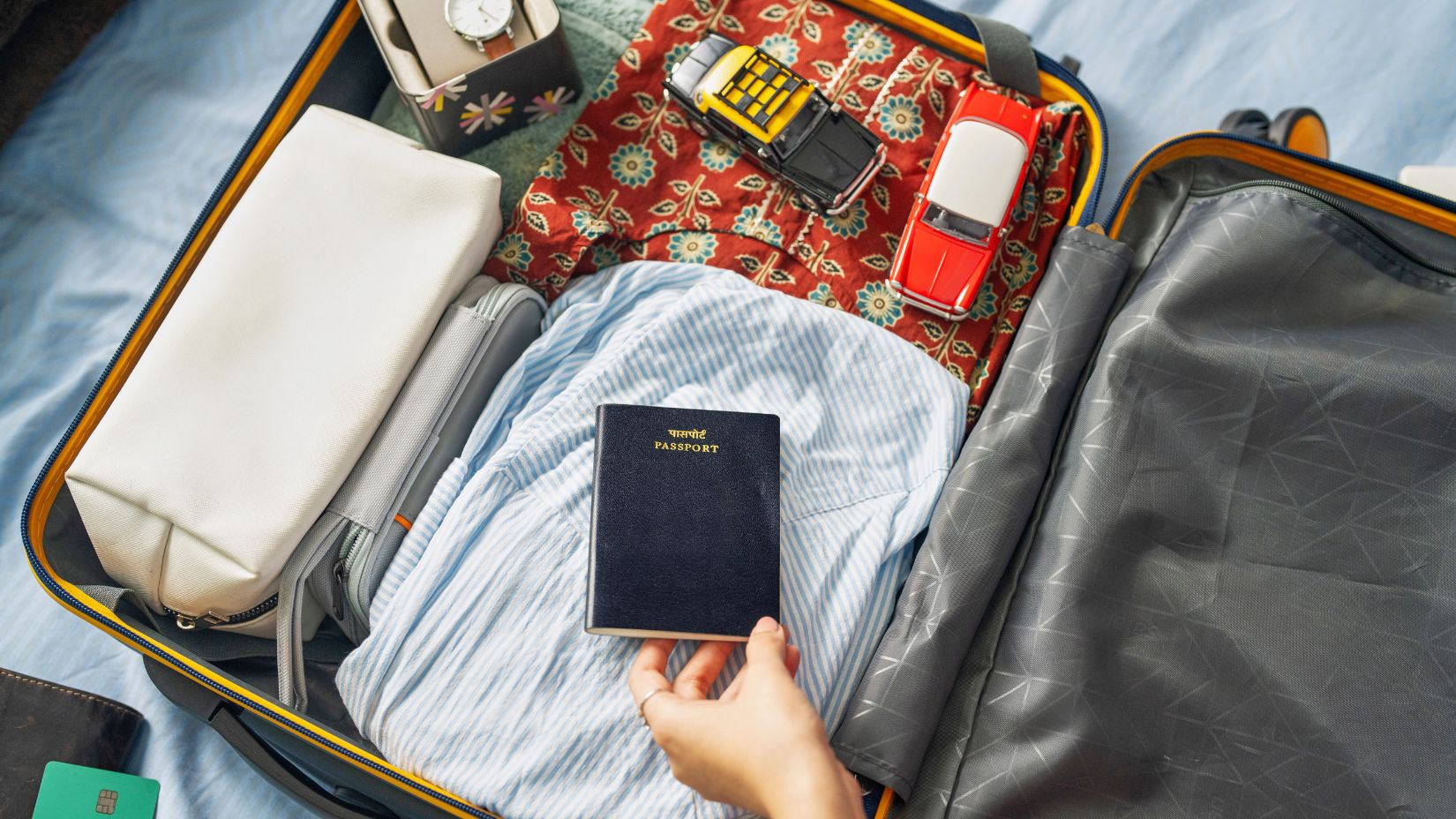 how to clean travel bag