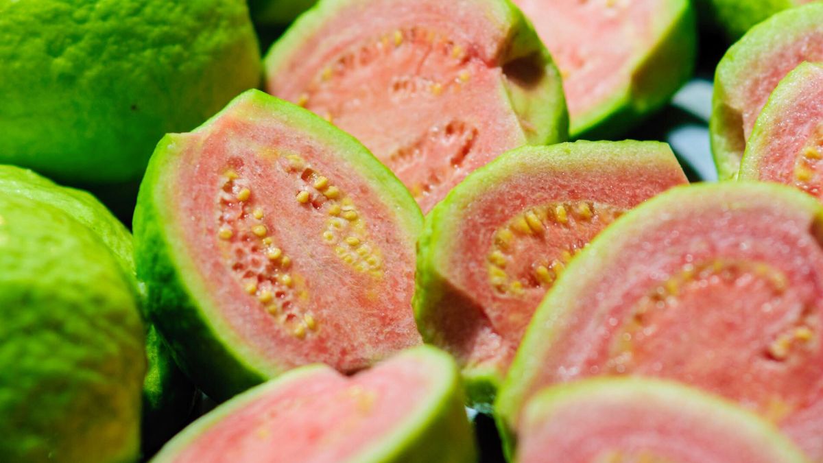 tips to pick best sweet guava