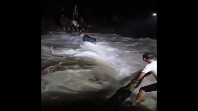 sikkim-flood-several-dead-three-missing-after-landslide-hits-upper-rimbi-chilling-video-of-rescue-operation-emerges