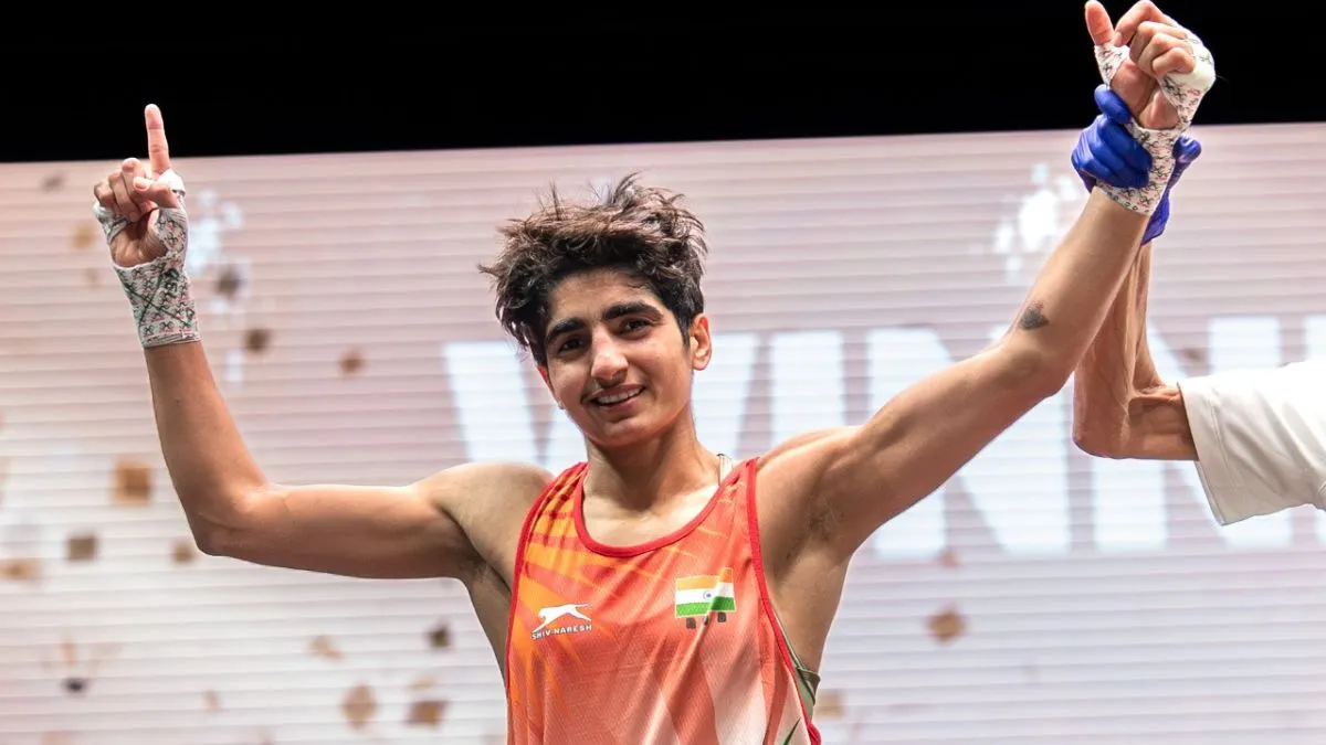 world-boxing-championships-2025-minakshi-bags-gold-in-48kg-category-jaismine-outclasses-olympic-medallist-for-medal