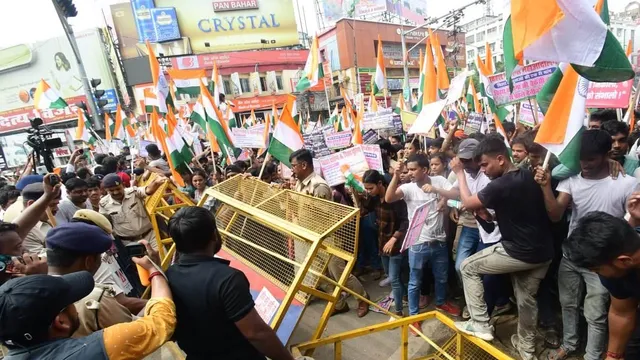 bihar-police-recruitment-patna-aspirants-protest-demand-immediate-appointment-for-sub-inspector-posts