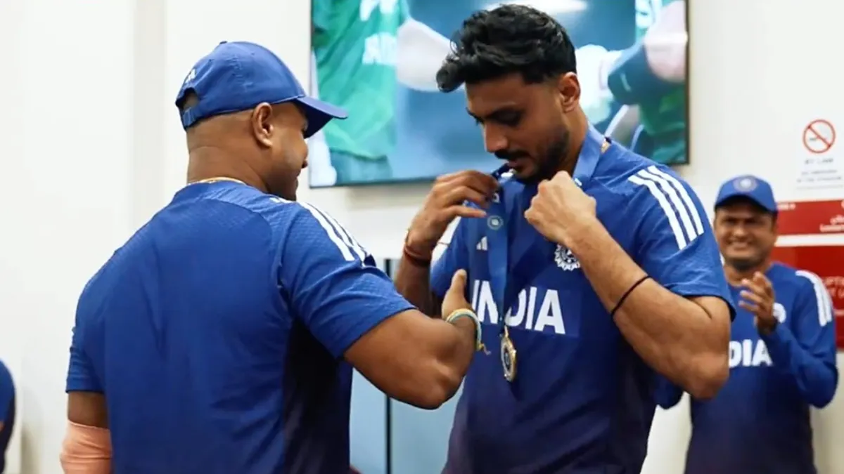 ind-vs-pak-asia-cup-2025-axar-patel-bags-impact-player-of-the-match-medal-following-win-over-pakistan-in-asia-cup-video