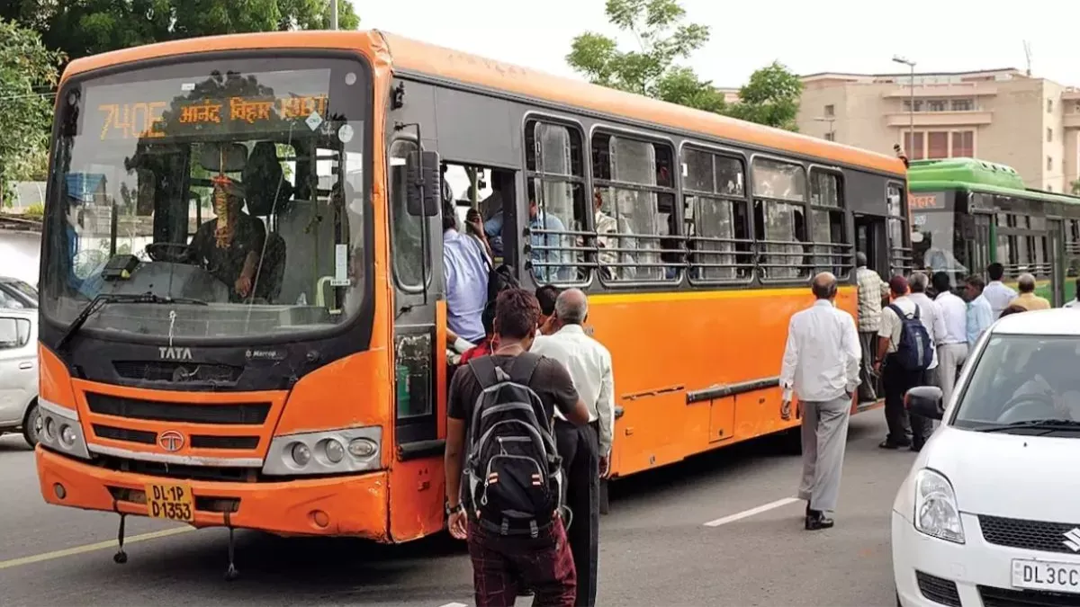 delhi-traffic-alert-dtc-buses-rerouted-via-flyover-to-ease-khajuri-chowk-congestion-check-updated-bus-routes