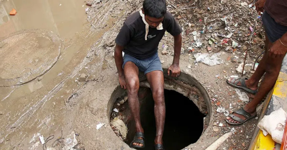 delhi-man-dies-three-critical-after-falling-into-sewer-while-cleaning-it-in-ashok-vihar-fir-filed