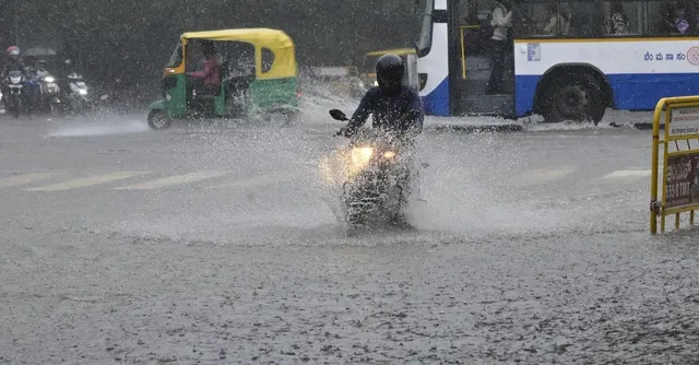 karnataka-weather-update-yellow-alert-for-bengaluru-imd-forecasts-light-to-moderate-rain-in-20-districts-check-forecast