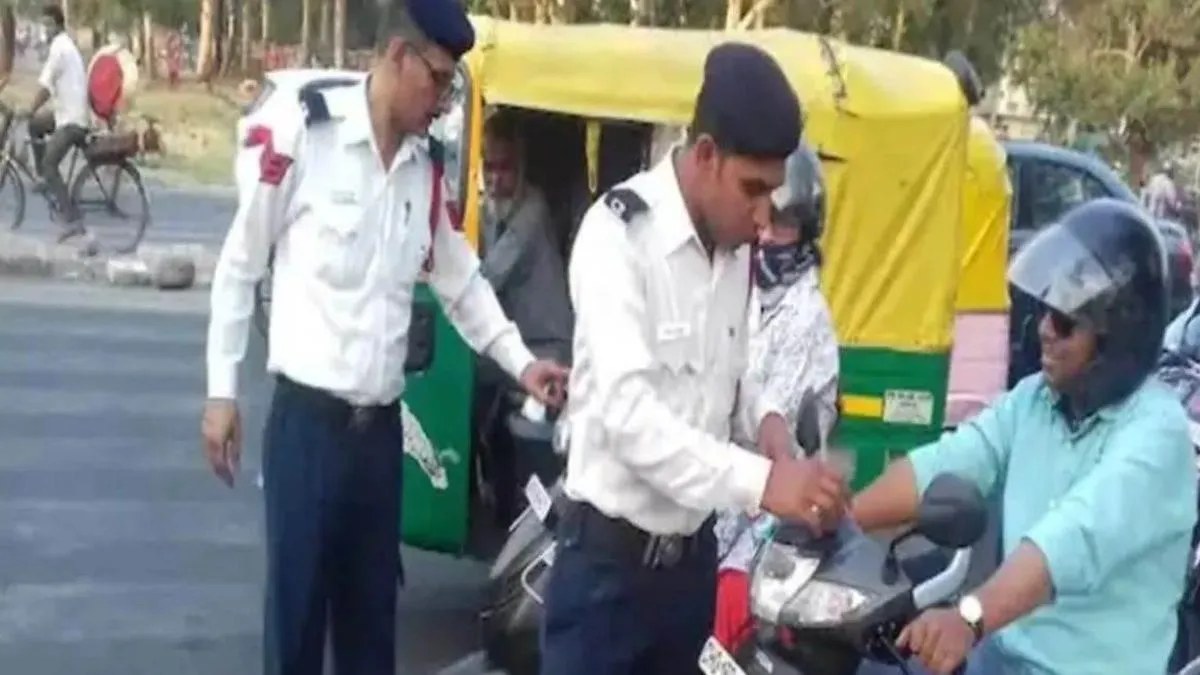noida-transport-dept-faces-backlog-as-thousands-ignore-challan-waiver-process
