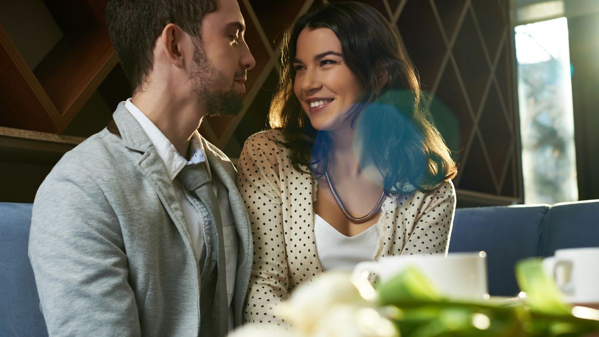 10+ Low-Key Questions To Ask On A Date For Compatibility Check