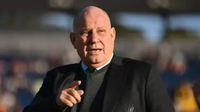 india-vs-pakistan-handshake-row-asia-cup-2025-andy-pycroft-to-oversee-highvoltage-india-vs-pakistan-super-4-clash