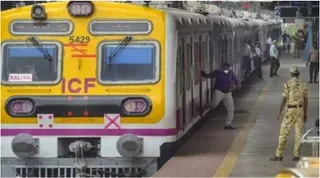 mumbai-local-train-update-suburban-trains-to-get-automatic-doors-by-december-2025-announces-ashwini-vaishnaw