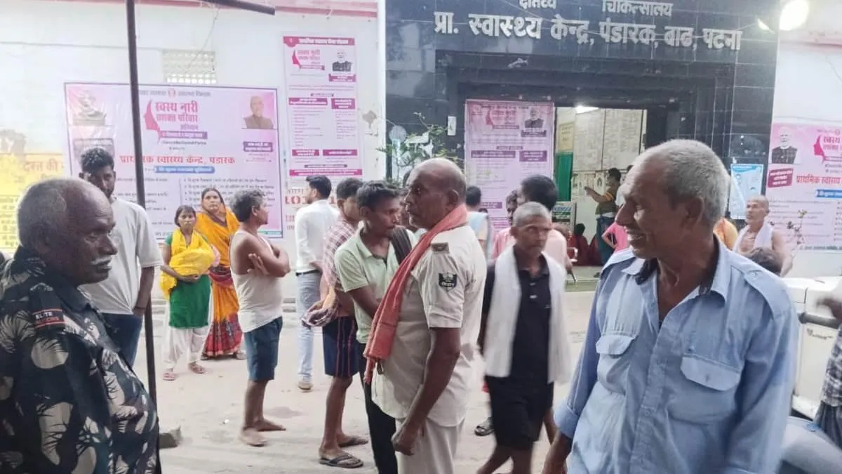 nalanda-train-accident-3-dead-1-injured-as-vikramshila-express-hits-group-on-tracks