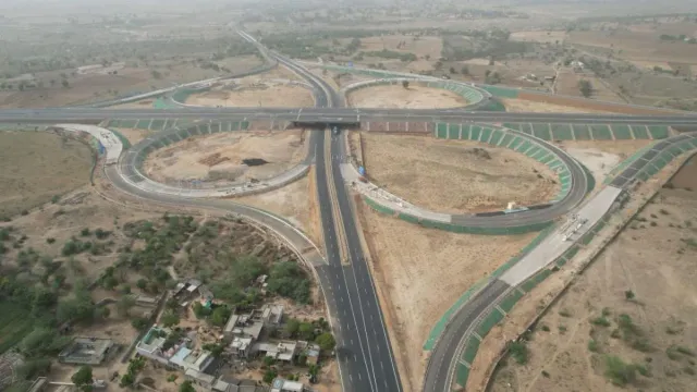 Delhi-Mumbai Expressway Update: India's First 8-Lane Tunnel To Open On ...