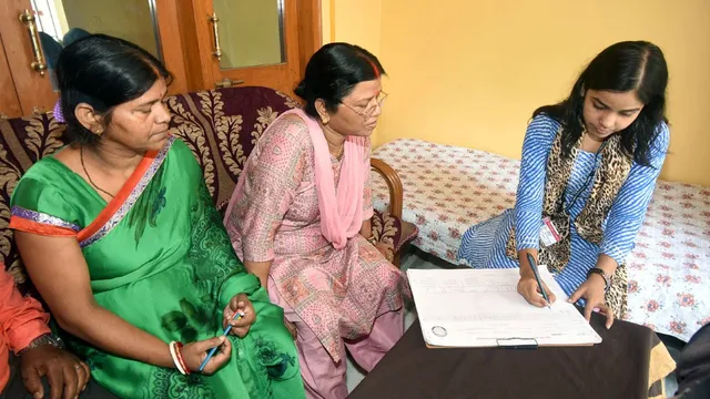 karnataka-caste-based-survey-ignites-political-controversy-bjp-accuses-congress-of-dividing-hindu-community