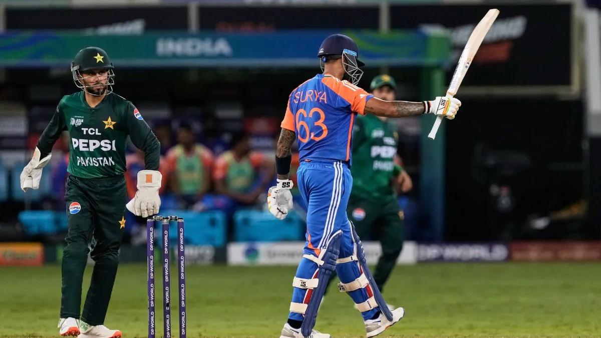 ind-vs-pak-asia-cup-2025-super-four-india-vs-pakistan-match-weather-forecast-dubai-pitch-report-probable-playing-11s