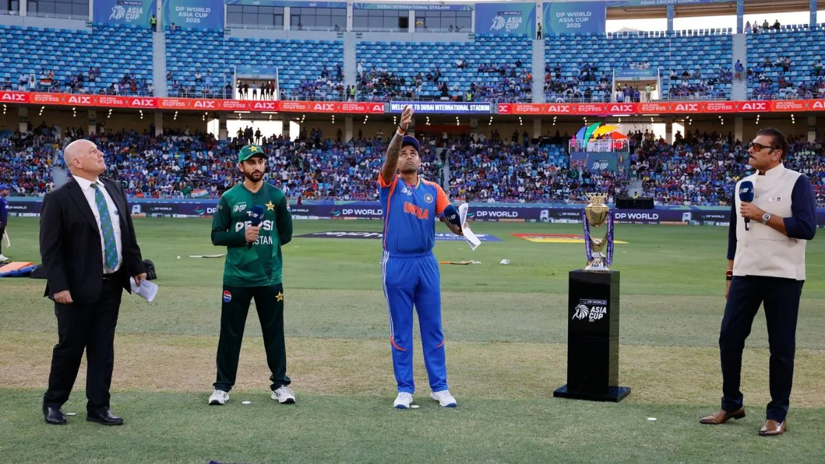 ind-vs-pak-asia-cup-2025-ashwin-rips-into-pakistan-for-targeting-match-referee-andy-pycroft-over-handshake-controversy