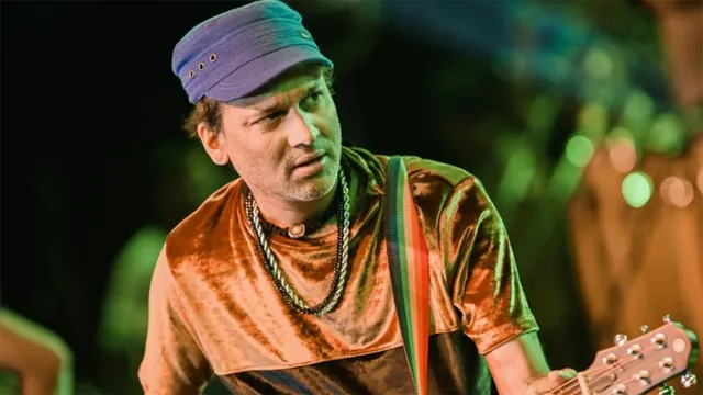 singer-zubeen-garg-body-arrives-in-guwahati-sea-of-fans-gather-for-last-glimpse-video