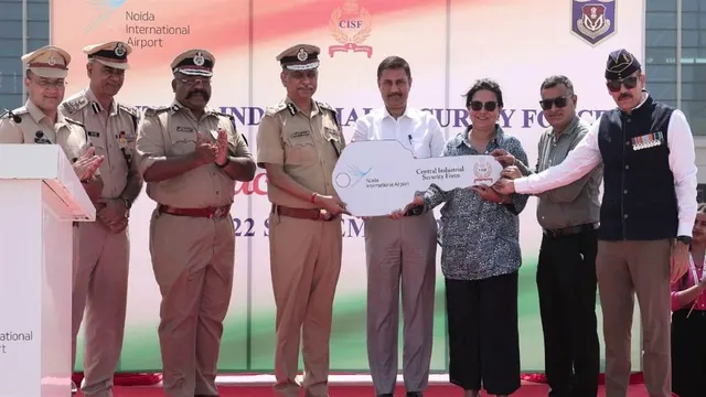 noida-international-airport-cisf-takes-command-over-1000-personnel-to-ensure-security