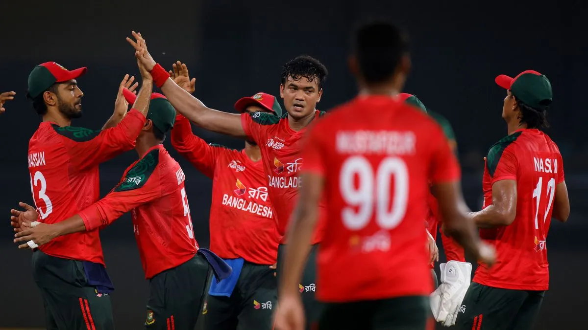 india-vs-bangladesh-asia-cup-2025-super-fours-ban-coach-phil-simmons-unfazed-by-men-in-blues-winning-streak