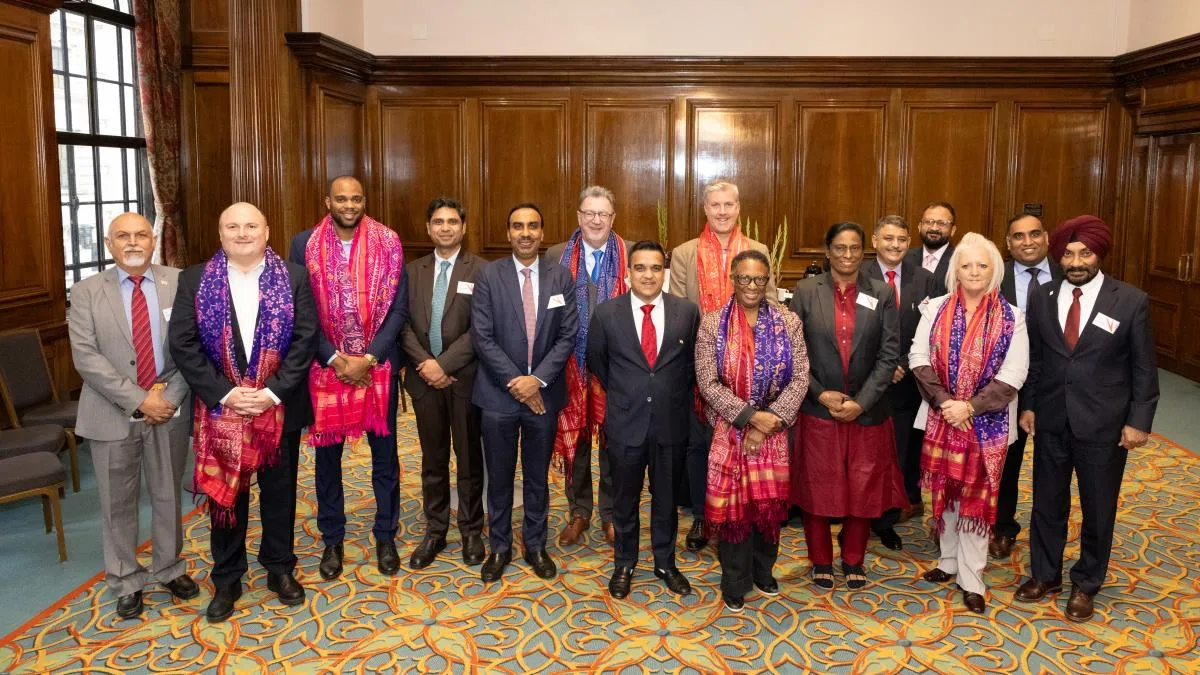 india-presents-proposal-to-host-2030-commonwealth-games-in-ahmedabad