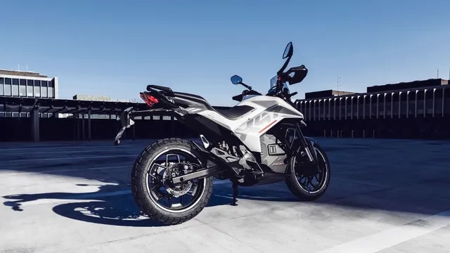 ultraviolette-x47-introductory-price-offer-extended-clocks-over-3-000-bookings-within-24-hours-of-launch