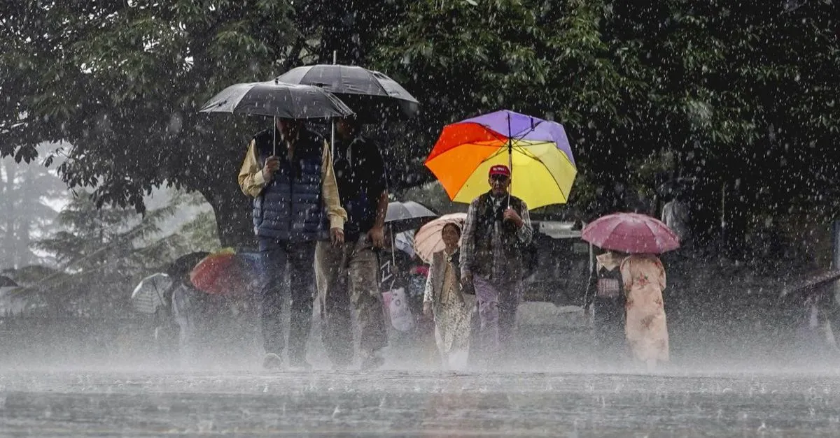 bihar-weather-imd-issues-yellow-alert-in-19-districts-heavy-rain-thunder-expected-check-forecast