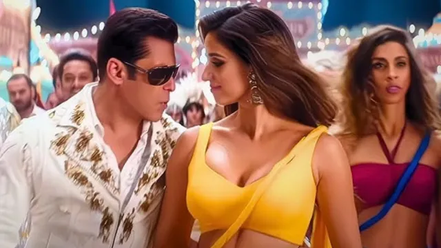 salman-khan-breaks-silence-on-age-gap-between-bollywood-leads-for-a-freshness-in-film