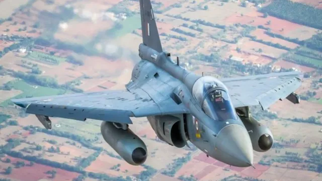 iaf-to-get-97-new-tejas-jets-as-defence-ministry-signs-rs-62370-cr-deal-with-hal-all-about-mig21s-replacement