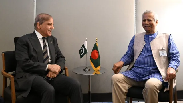 muhammad-yunus-shehbaz-sharif-meeting-says-bangladesh-has-problems-with-india-right-now-student-protests-sheikh-hasina