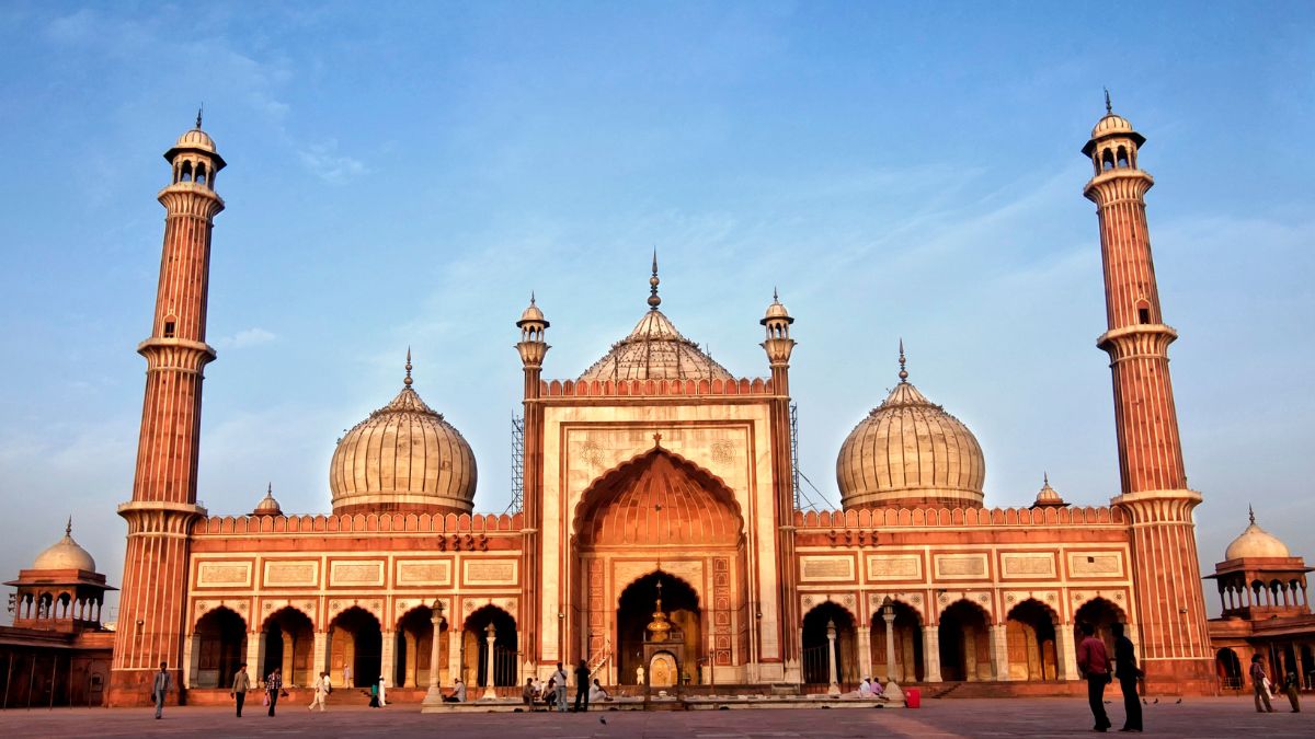 serenity at jama masjid